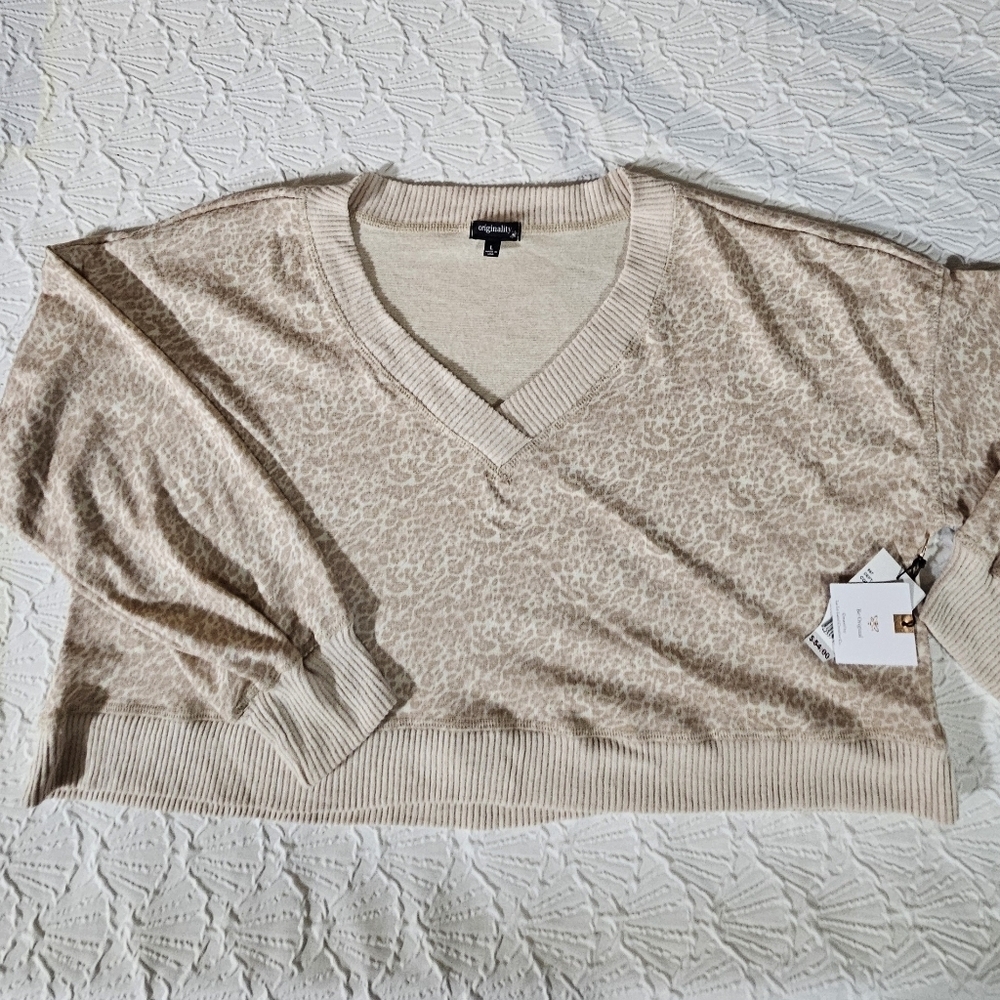 Originality Leopard Print Brown & Cream  V Neck Cropped Sweater Size L NWT
